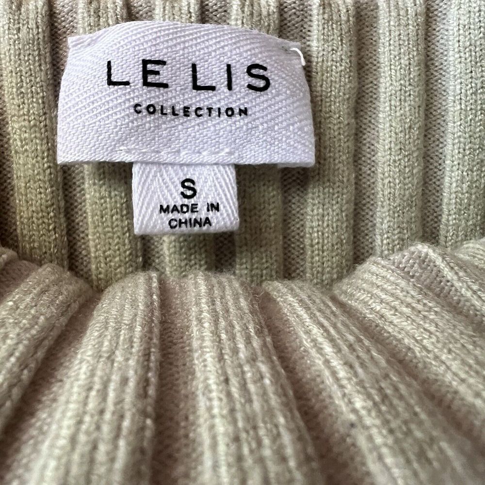 Le Lis Women Size Small Pale Green Turtleneck Cropped Cutout Ribbed Knit Sweater - Picture 6 of 9